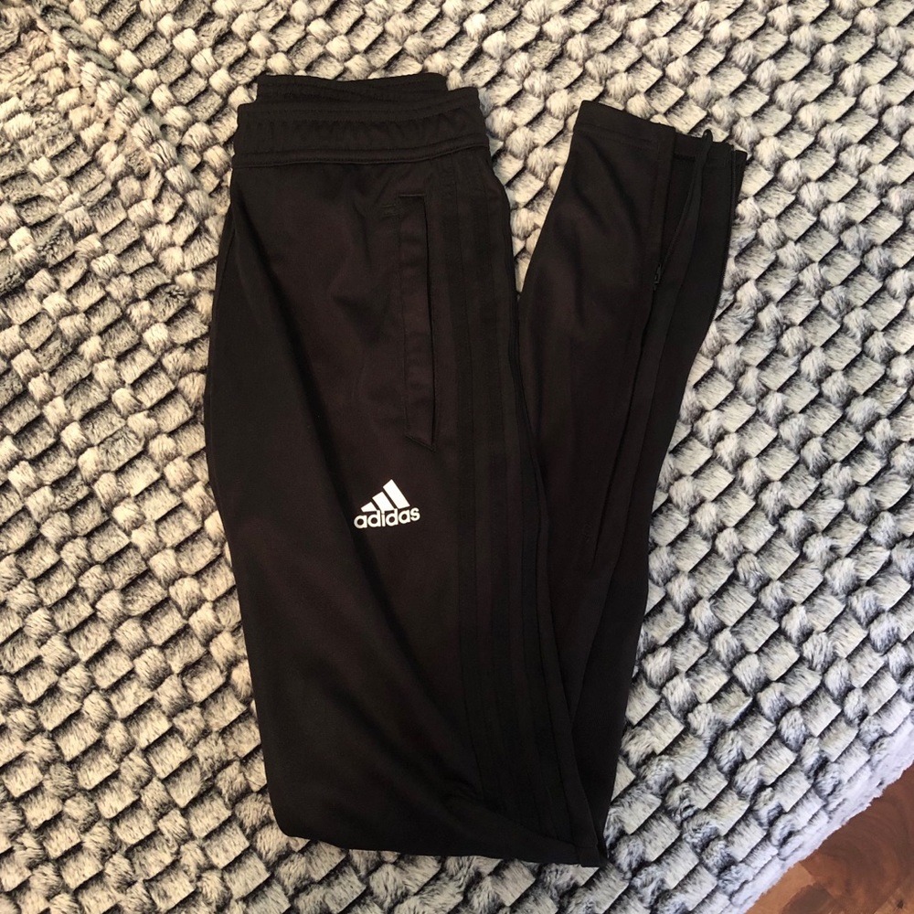 🔴SOLD🔴Adidas Black Striped Training Pants
